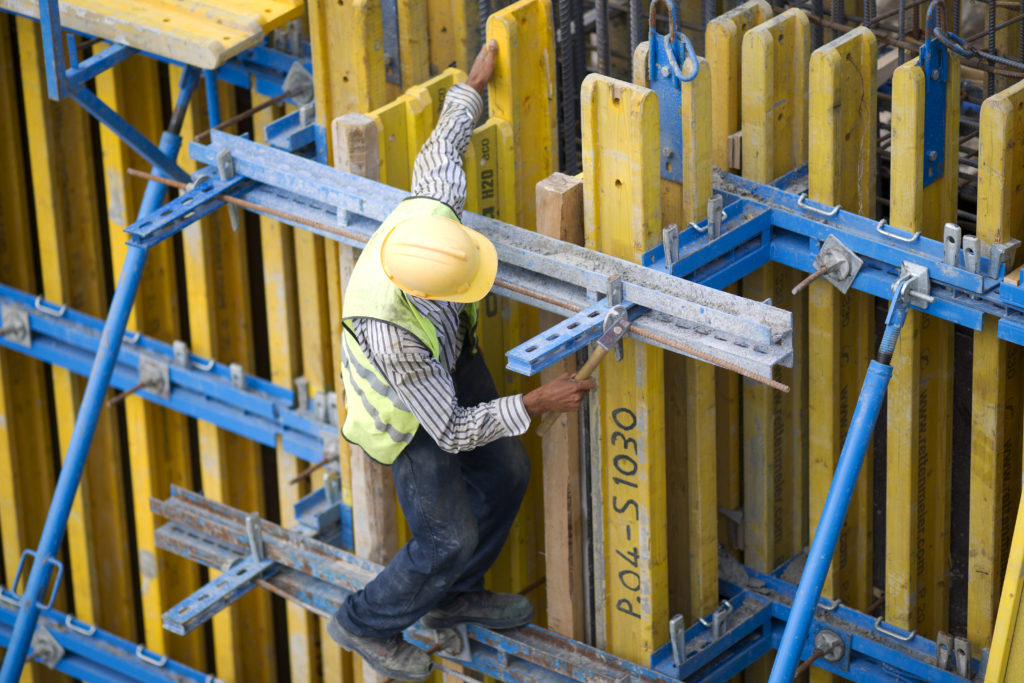 Penggunaan Chain Block 3 Ton dalam Industri Konstruksi